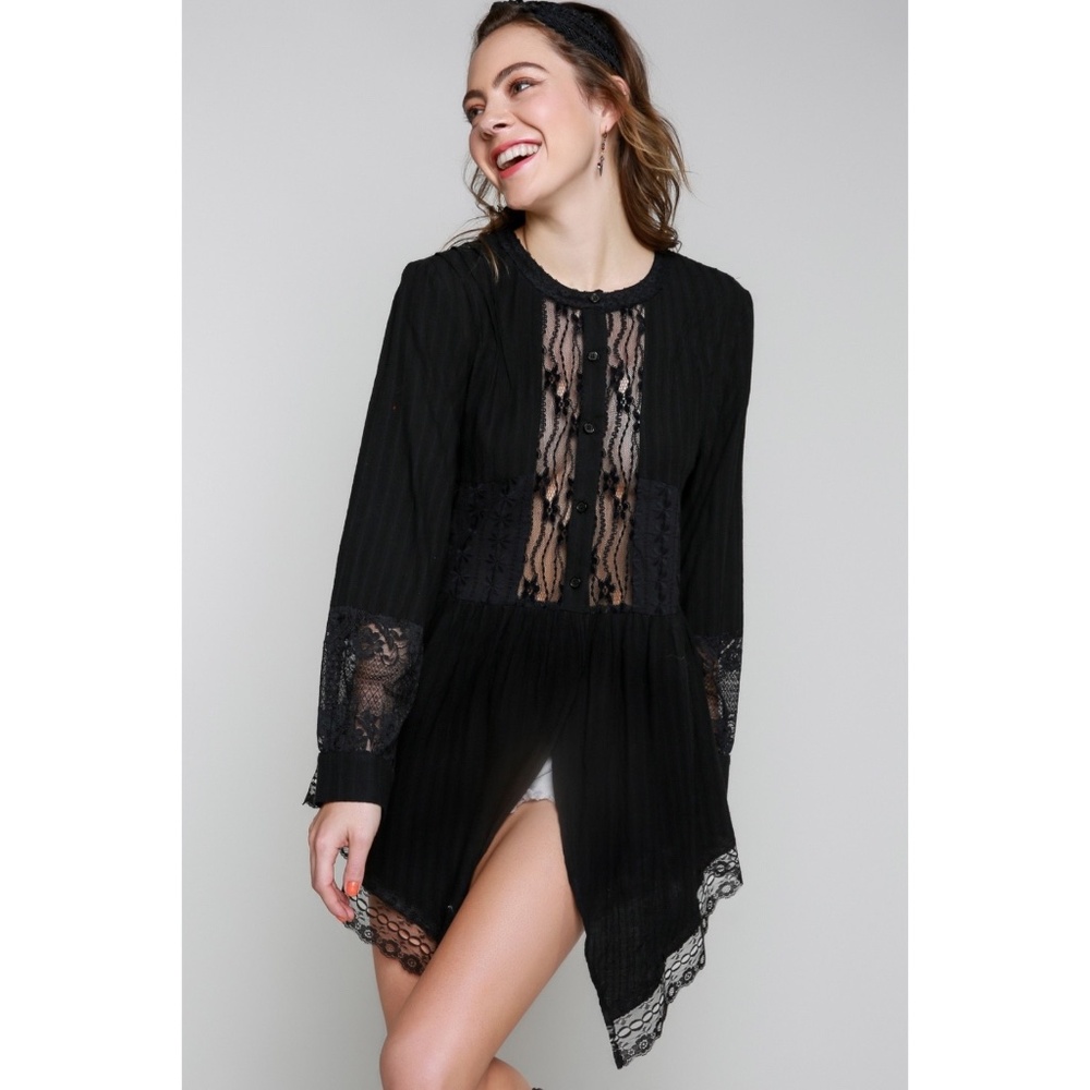 POL Black Cotton & Lace Long Sleeve Unbalanced Hem Button Down Shirt - Picture 2 of 8